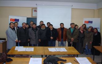 Projemizin teorik kurslar� h�zla devam ediyor...